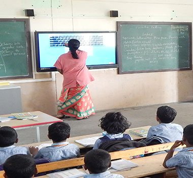 Ceoa Matriculation School Kariapatti Image